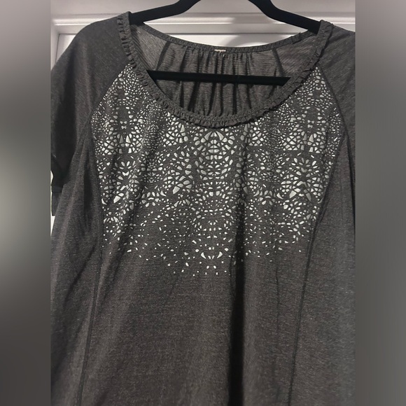 LULULEMON tshirt blouse 12 - Picture 2 of 5